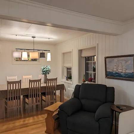 Family-Friendly Home Near Canal Spangereid Room photo