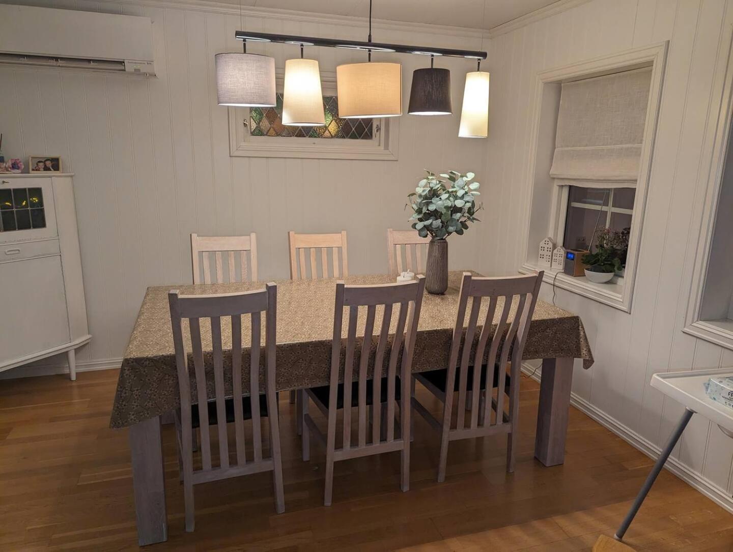 Feriehus Family-friendly Near Canal Spangereid